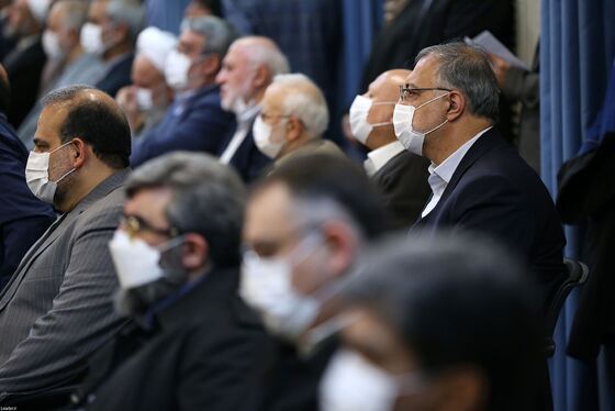عکس | دیدار جمعی از مسئولان نظام و سفیران کشورهای اسلامی با مقام معظم رهبری