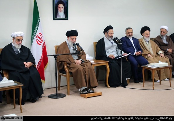 رهبر معظم انقلاب: ایستادگی ملت ایران در برابر آمریکا حقیقتی جذاب برای دنیا است