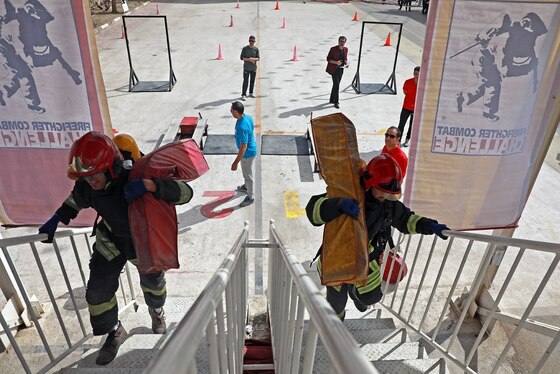 مسابقات عملیاتی ورزشی FCC (برج) آتش نشانی در مشهد برگزار شد + تصاویر