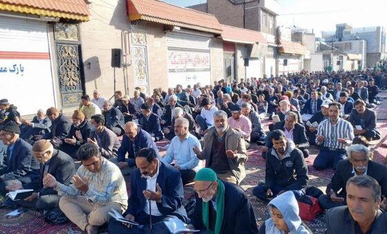 اقامه نماز عید سعید فطر در محله پورسینا مشهد + تصاویر