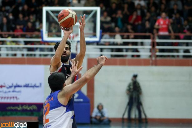 پارسا در جدالی نزدیک مغلوب میهمان خود، شیمیدر قم، شد