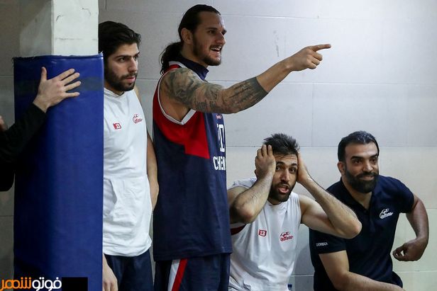 پارسا در جدالی نزدیک مغلوب میهمان خود، شیمیدر قم، شد