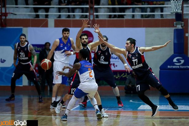 پارسا در جدالی نزدیک مغلوب میهمان خود، شیمیدر قم، شد