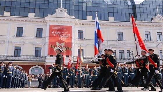 رژه نظامی «روز پیروزی» در میدان سرخ مسکو + عکس