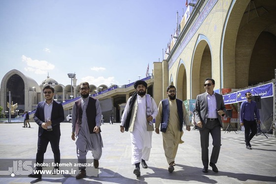 دیپلمات‌های طالبان در نمایشگاه کتاب تهران + عکس