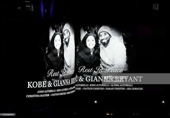 مراسم یادبود کوبی برایانت در استادیوم خانگی لوس‌آنجلس لیکرز+ویدئو