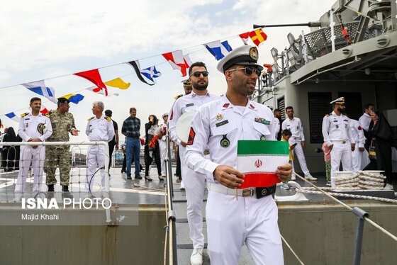 ایران زیباست | استقبال از ناوگروه ۸۶ نیروی دریایی