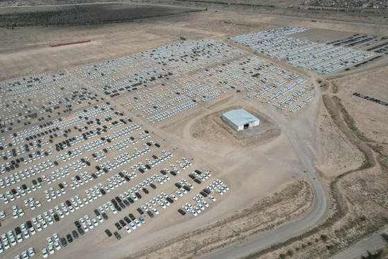 دپوی خودروهای پارس و هایما در کارخانه ایران خودرو بینالود + فیلم و تصاویر