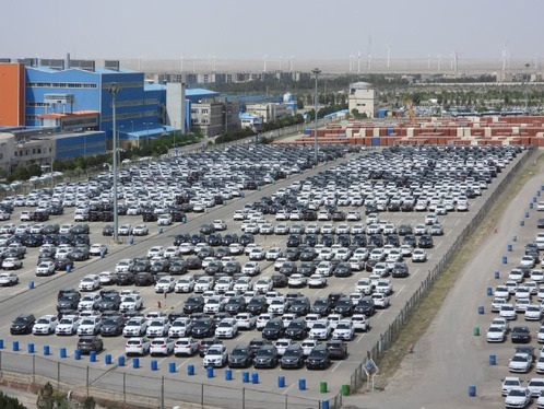 دپوی خودروهای پارس و هایما در کارخانه ایران خودرو بینالود + فیلم و تصاویر