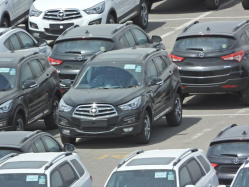 دپوی خودروهای پارس و هایما در کارخانه ایران خودرو بینالود + فیلم و تصاویر