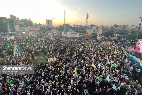 جشن ۲.۵ کیلومتری مشهدی‌ها در سالروز ولادت امام مهربانی‌ها | «خوشا ملکی که سلطانش تو باشی» + فیلم و تصاویر