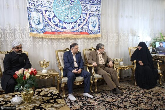 شهردار مشهد مقدس با خانواده شهید امنیت، دانیال رضازاده دیدار کرد + تصاویر