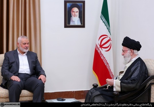 اسماعیل هنیه با رهبر معظم انقلاب دیدار کرد + تصاویر