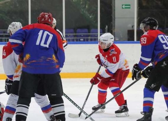 مسابقه هاکی پوتین با لوکاشنکو+تصاویر