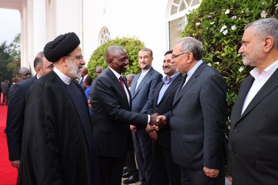 استقبال رسمی رئیس‌جمهور کنیا از رئیس جمهور ایران+ فیلم و تصاویر