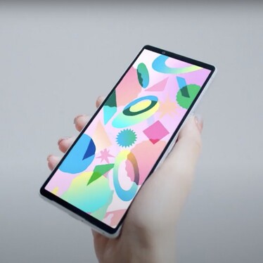 ویدیوی تبلیغاتی Sony Xperia 5 V + عکس