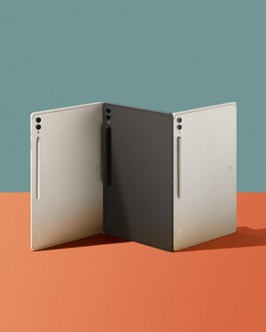 رونمایی رسمی سامسونگ از سری جدید تبلت‌های گلکسی تب S۹ + مشخصات و قیمت