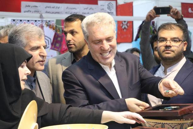 وزیر میراث‌فرهنگی، گردشگری و صنایع‌دستی در بازدید از پاویون خراسان رضوی
