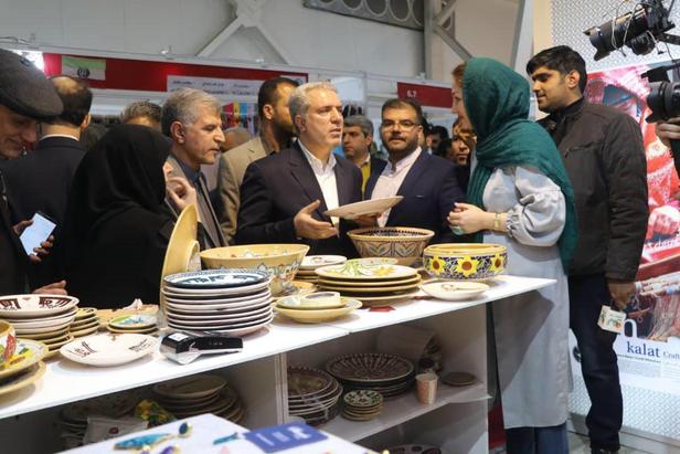 وزیر میراث‌فرهنگی، گردشگری و صنایع‌دستی در بازدید از پاویون خراسان رضوی