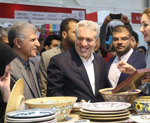 وزیر میراث‌فرهنگی، گردشگری و صنایع‌دستی در بازدید از پاویون خراسان رضوی