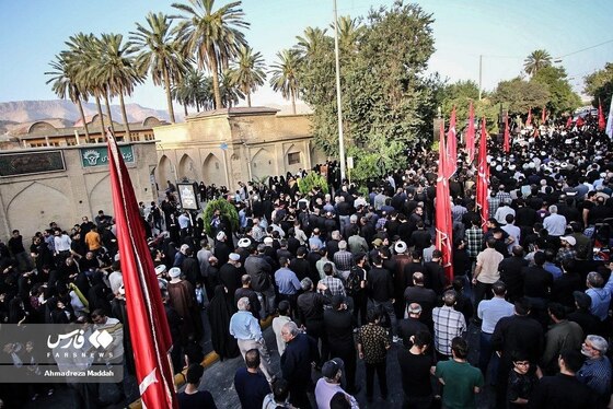 تجمع اعتراضی شیرازی‌ها در پی هتک حرمت ‌آمر به معروف + فیلم و تصاویر