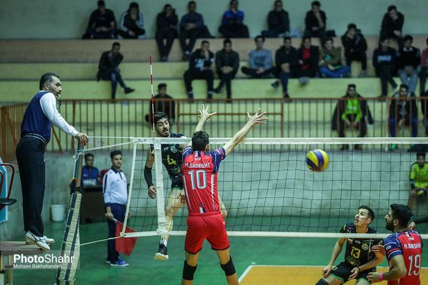 پیام به بی‌تجربگی خود باخت