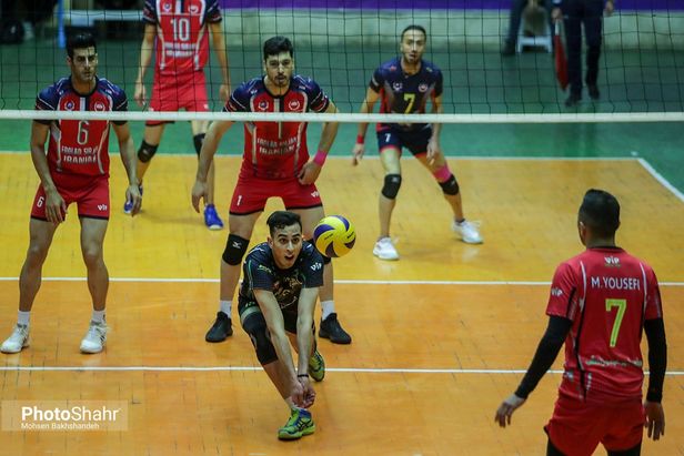 پیام به بی‌تجربگی خود باخت