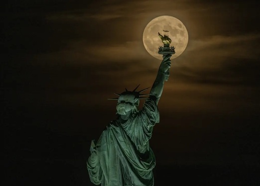 تصاویری زیبا از «ابرماه آبی» شب گذشته در سراسر دنیا