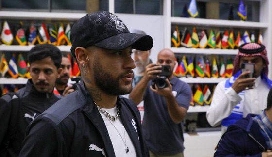 نیمار به ایران رسید + فیلم و تصاویر