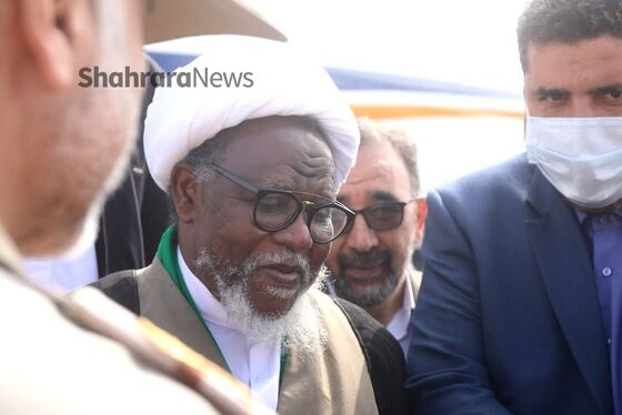 شیخ ابراهیم زکزاکی، رهبر شیعیان نیجریه وارد مشهد شد + فیلم و تصاویر