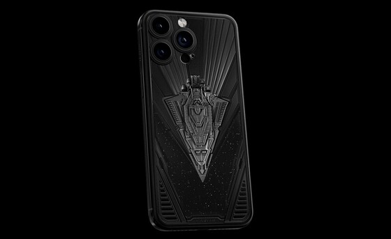 در ساخت این آیفون ۱۵ از تکه‌های واقعی شهاب سنگ استفاده شده است + عکس