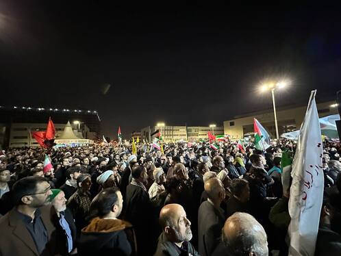 خر‌وش مردم مشهد در محکومیت جنایات اسرائیل غاصب در غزه+ فیلم