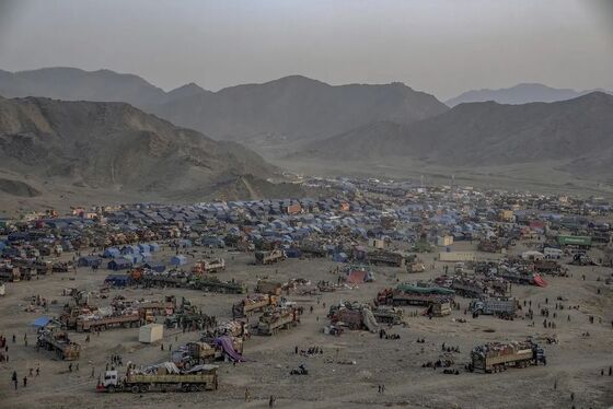گروه بین‌المللی بحران: اخراج مهاجران از پاکستان منطقه را در معرض تهدید‌ قرار می‌دهد