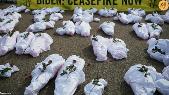 نمایش ده‌ها جسد مقابل کاخ سفید + تصاویر