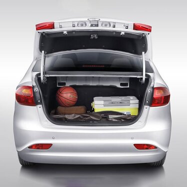 مشخصات فنی و امکانات جک j۴ کرمان موتور + عکس و تجهیزات