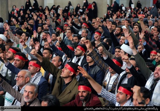 رهبر معظم انقلاب: کلمه «جمهوری» و «اسلامی» هر دو وابسته به انتخابات است | انتخابات پایه تحول است + فیلم