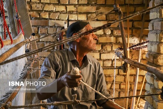 ایران زیباست | خورجین‌بافی؛ هنر دستان اهالی کویر