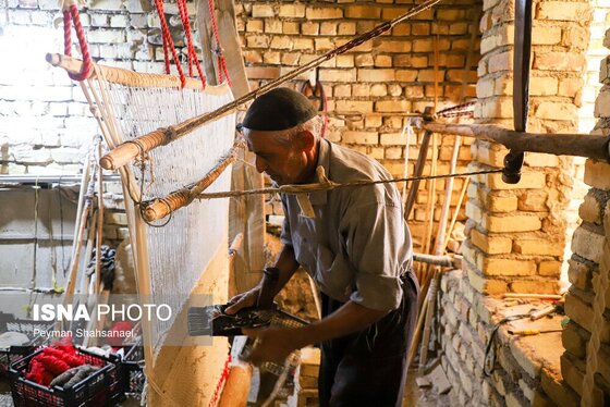 ایران زیباست | خورجین‌بافی؛ هنر دستان اهالی کویر