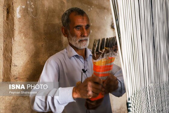 ایران زیباست | خورجین‌بافی؛ هنر دستان اهالی کویر