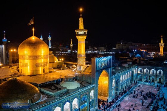 بارگاه ملکوتی رضوی در سوگ باب‌الحوائج(ع) سیاه‌پوش شد + تصاویر