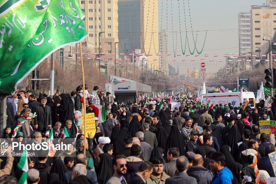 گزارش تصویری (۱) | راهپیمایی ۲۲ بهمن در مشهد