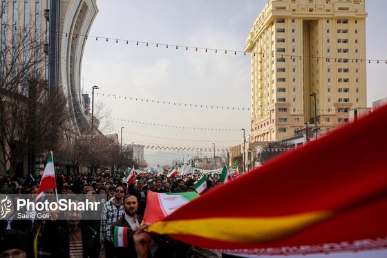 گزارش تصویری (۱) | راهپیمایی ۲۲ بهمن در مشهد