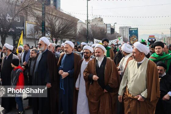 گزارش تصویری (۲) | راهپیمایی روز ۲۲ بهمن در مشهد