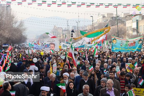 گزارش تصویری (۲) | راهپیمایی روز ۲۲ بهمن در مشهد