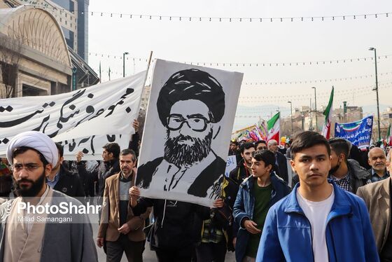 گزارش تصویری (۲) | راهپیمایی روز ۲۲ بهمن در مشهد