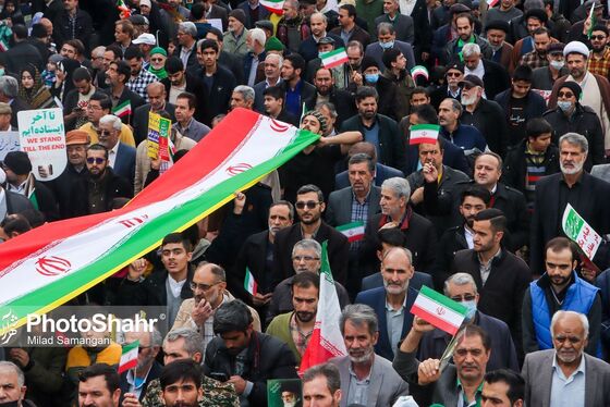 گزارش تصویری (۲) | راهپیمایی روز ۲۲ بهمن در مشهد