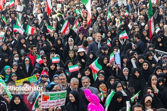 گزارش تصویری (۲) | راهپیمایی روز ۲۲ بهمن در مشهد