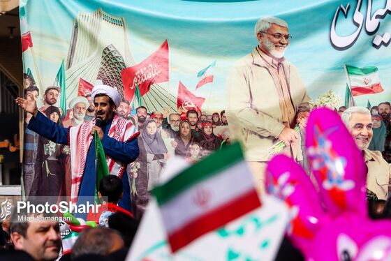 گزارش تصویری (۲) | راهپیمایی روز ۲۲ بهمن در مشهد