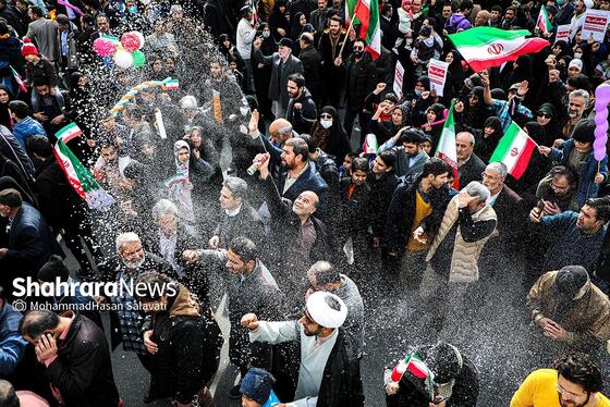 گزارش تصویری (۳) | راهپیمایی روز ۲۲ بهمن در مشهد