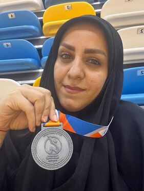گفتگو با کاپیتان تیم ملی والیبال نشسته بانوان کشور | ۲۴ سال همراه با امید و اراده